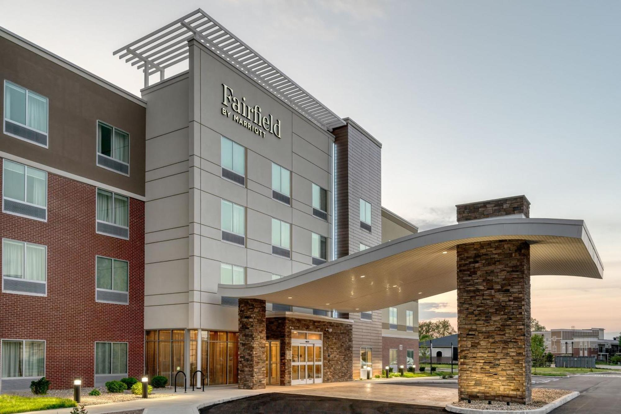 Fairfield By Marriott Inn & Suites Whitestown Indianapolis Nw Exterior photo